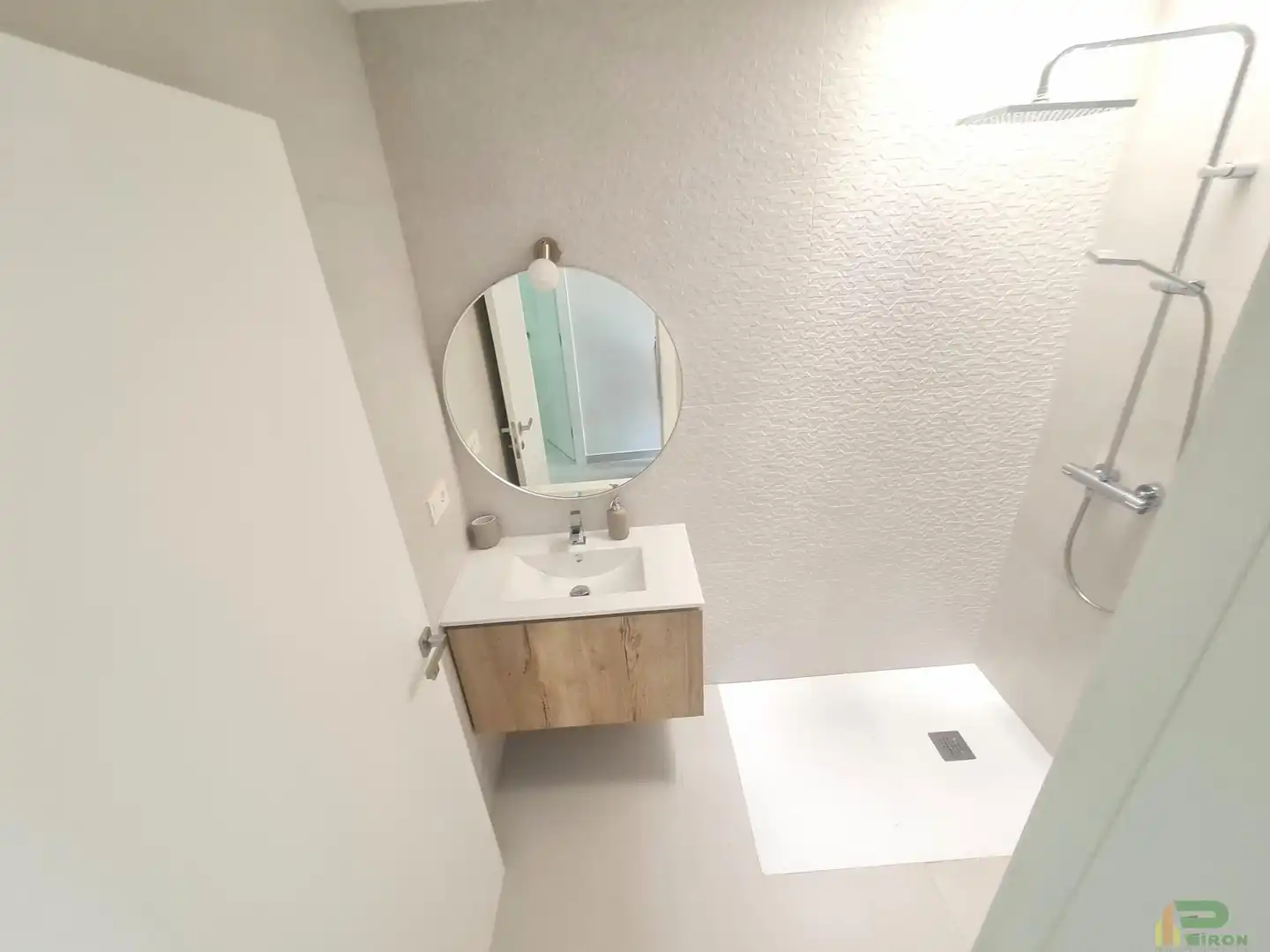 Dúplex en venta en Hacienda San Julian, La Hoya