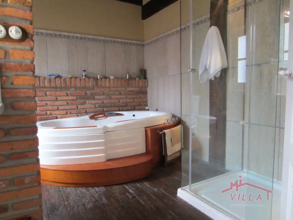 Baño de Ático en venta en Laredo con Terraza