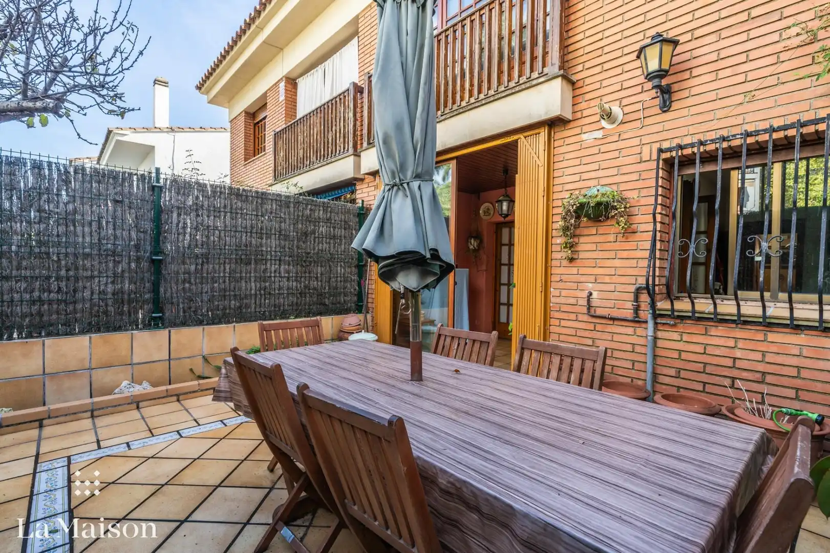 Adossat amb terrassa en venda a Calle Montserrat Roig, imagen 42