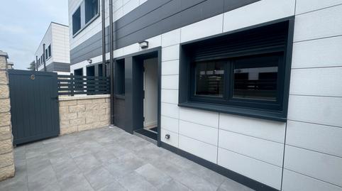 Foto 2 de Casa adosada en venda a Calle Padre Ignacio Ellacuría, 26, Carlos V, Cantabria