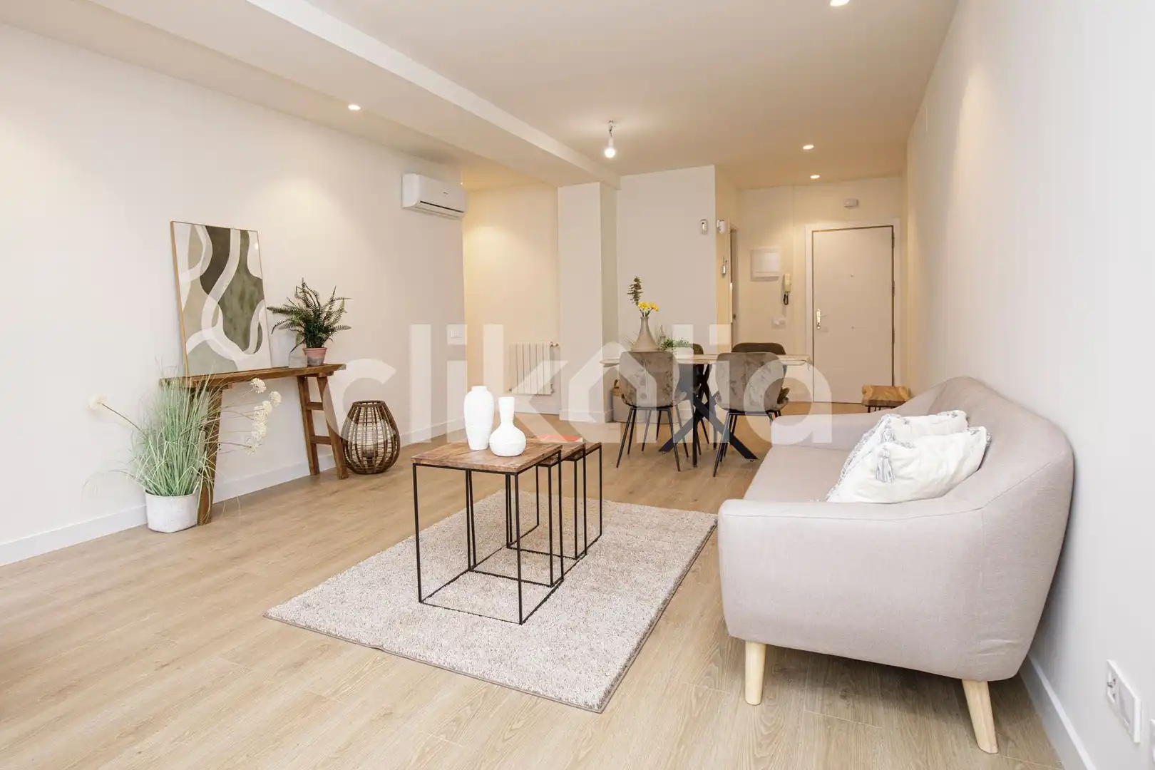 Sala de estar de Piso en venta en Barcelona con Aire acondicionado, Calefacción y Terraza