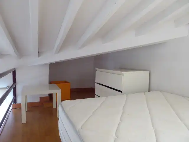 Habitación de Estudio de alquiler en Málaga con Aire acondicionado, Amueblado y Lavadora