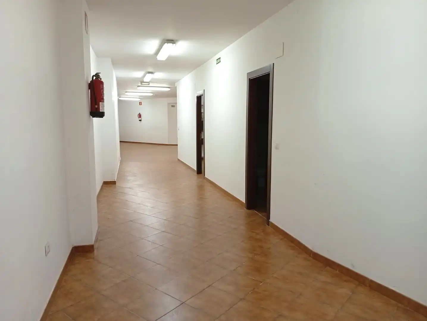 Local comercial en venda a Calle Francisco de Paula Jovellanos, imagen 9