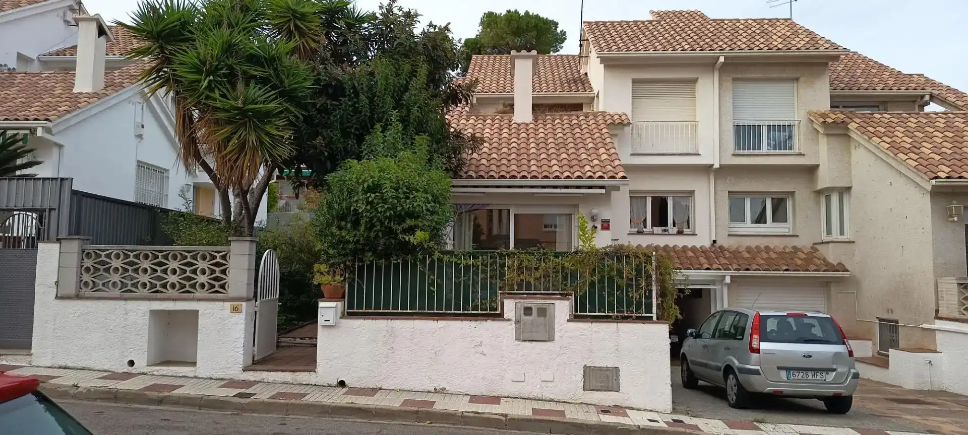 Vista exterior de Casa o xalet en venda en Castell d'Aro, Platja d'Aro i s'Agaró amb Balcó