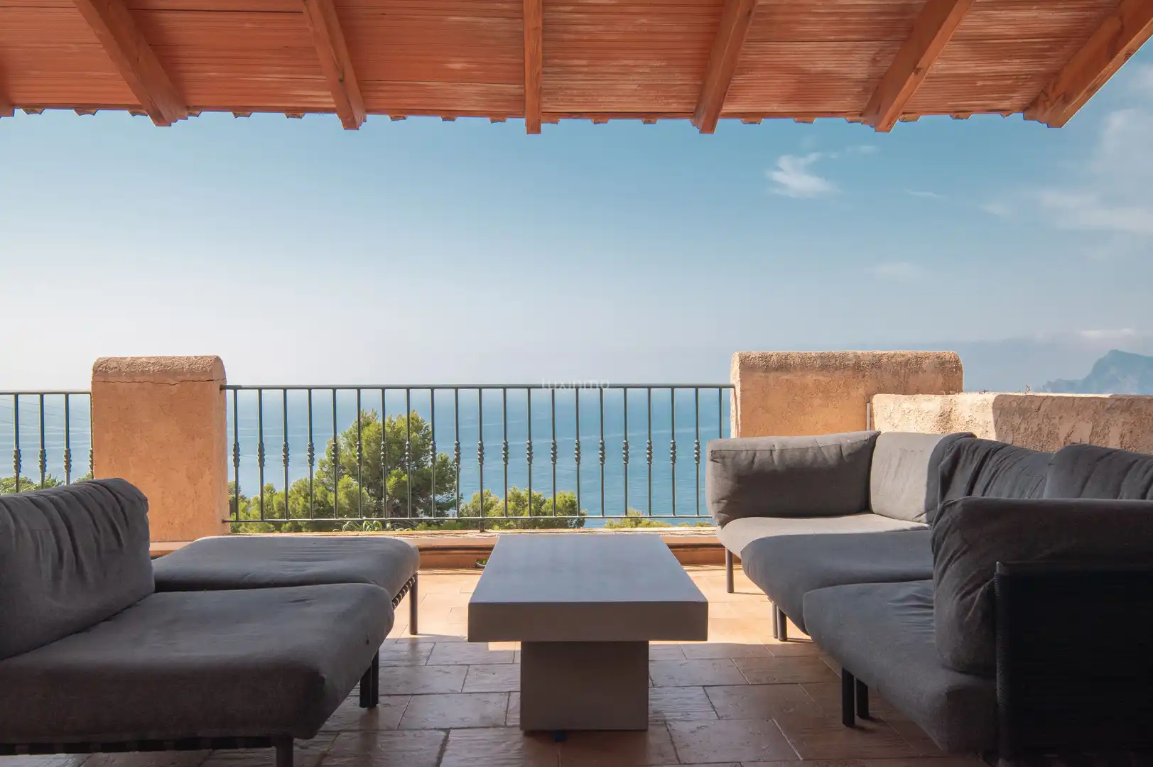 Terrasse von Einfamilien-Reihenhaus zum Verkauf in Altea mit Klimaanlage, Privatgarten und Terrasse
