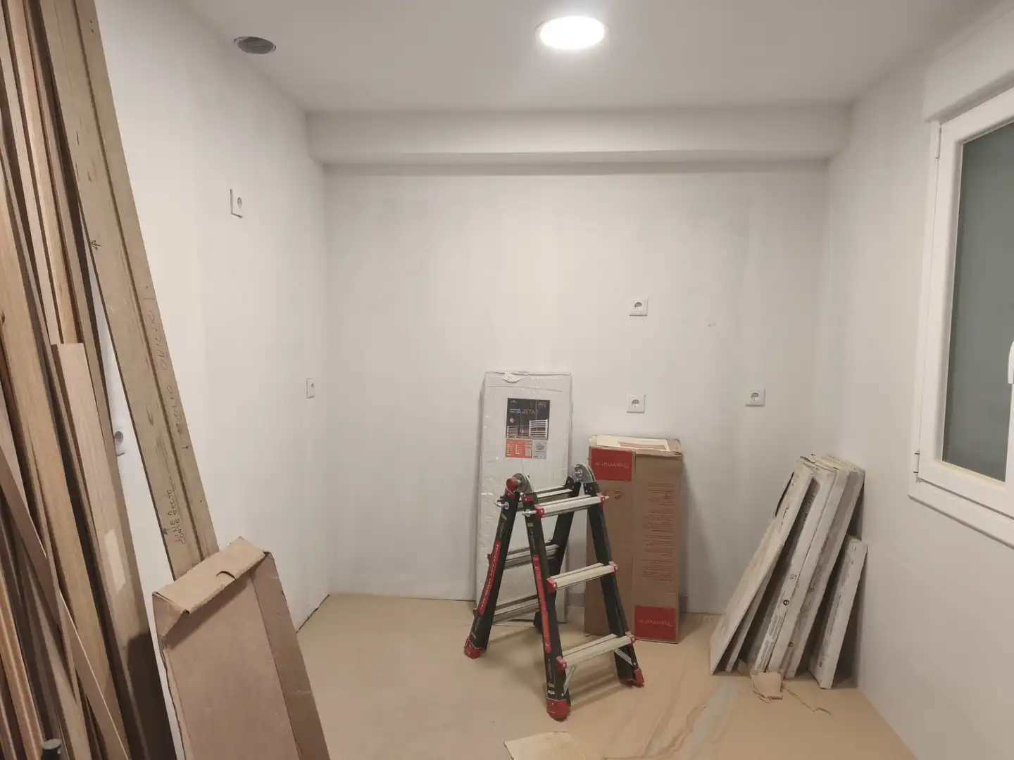 Flat for sale in Ourense Capital   with Heating, Parquet flooring and Oven