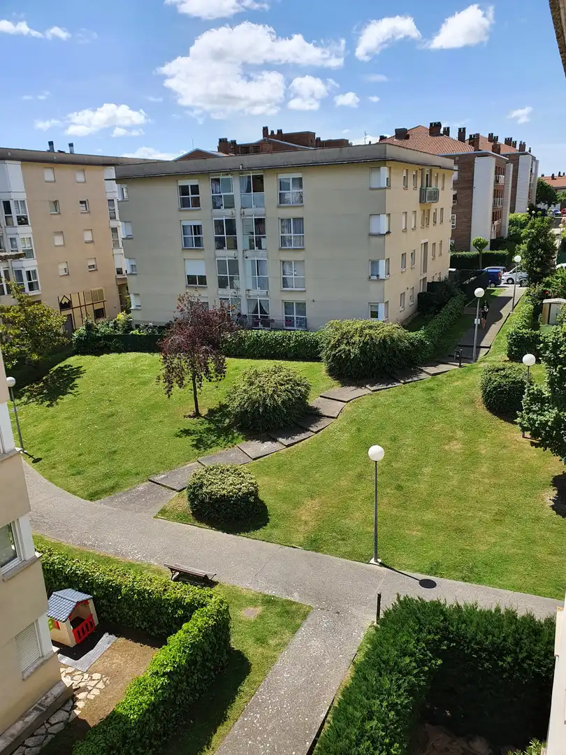 Wohnung zur Miete in Pamplona-Iruña - Calle concejo de elcano, 9, Mendillorri