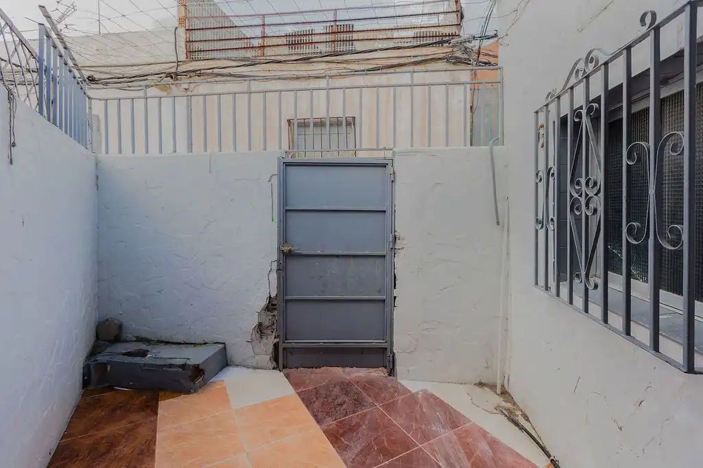 Vista exterior de Piso en venta en Almería