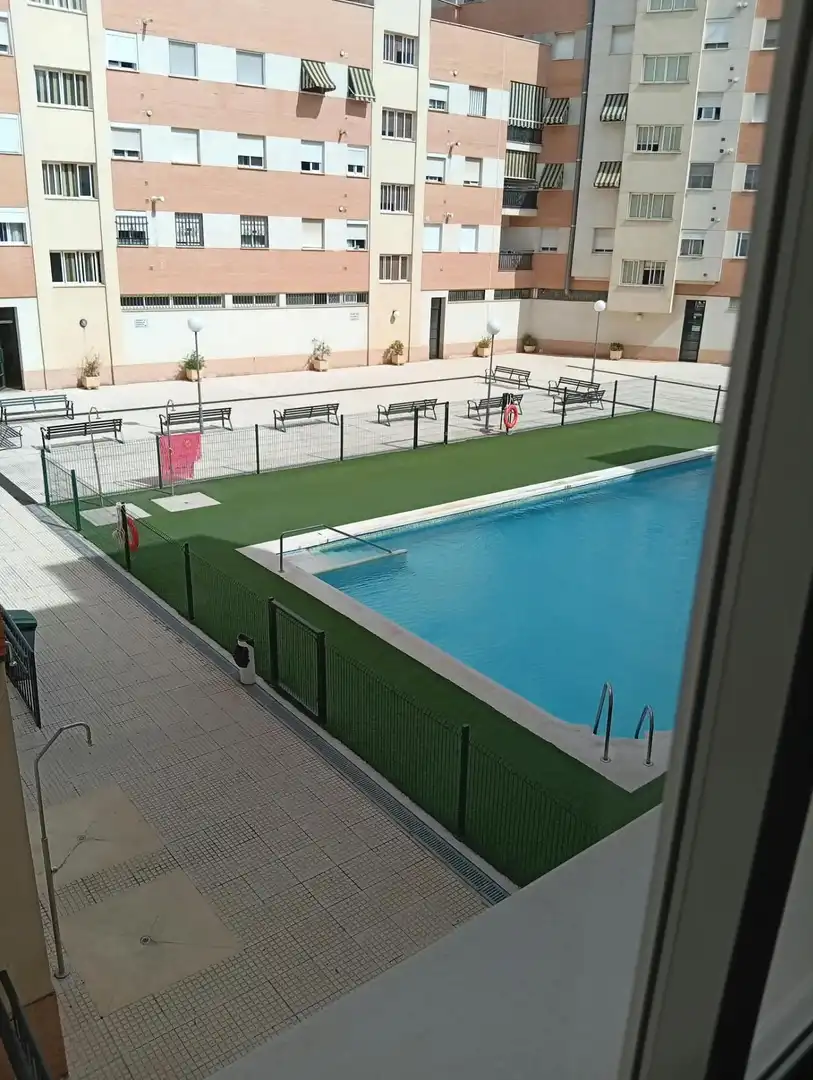 Flat with pool for sale in Sureste