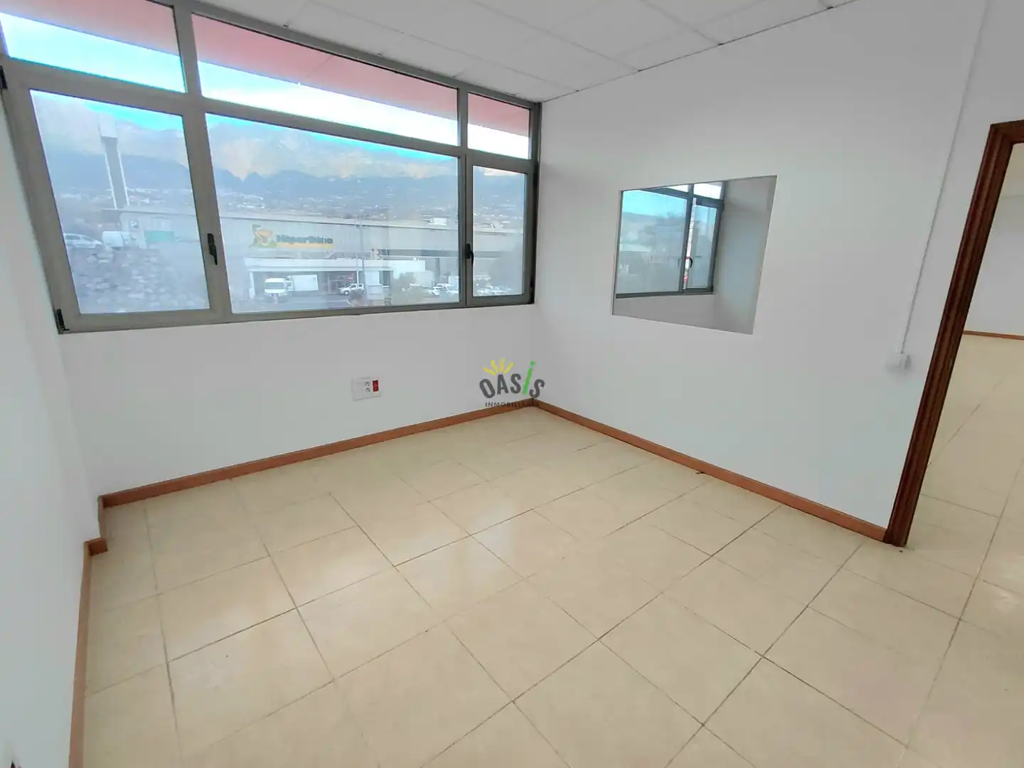 Office for rent in Arafo