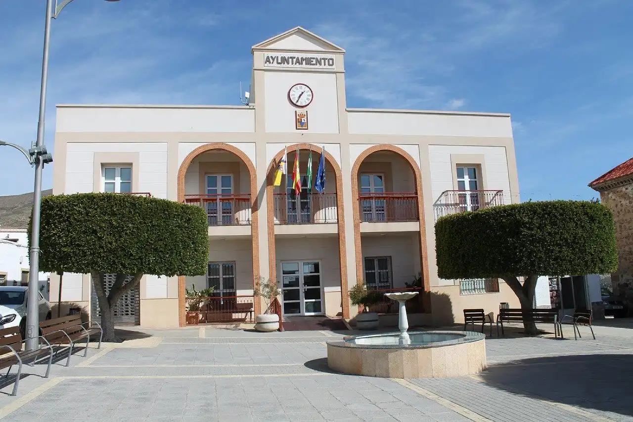 Vista exterior de Casa adosada en venta en Enix con Aire acondicionado, Calefacción y Jardín privado