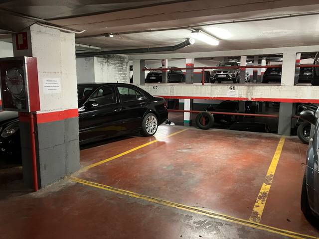 Garaje en Alquiler en Calle Lino, b3 en Castillejos - Cuzco