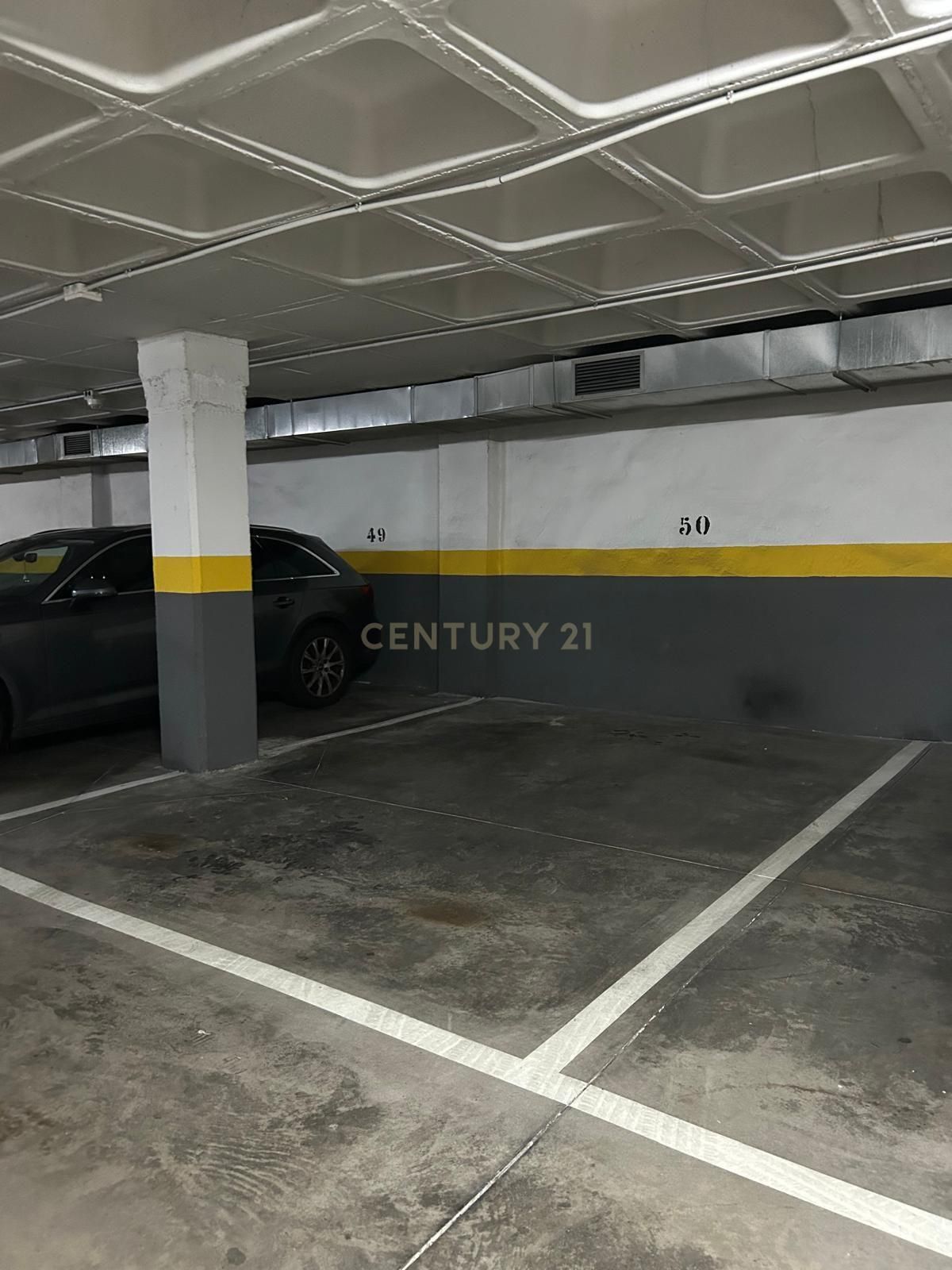Parking of Garage for sale in  Madrid Capital