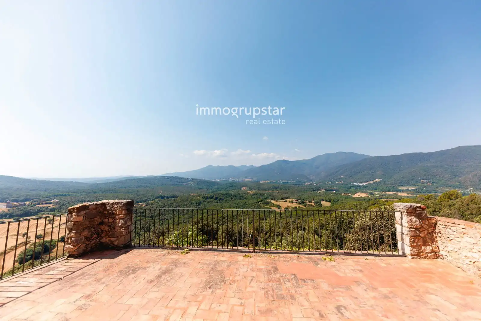 Terraza de Finca rústica en venta en Amer con Trastero