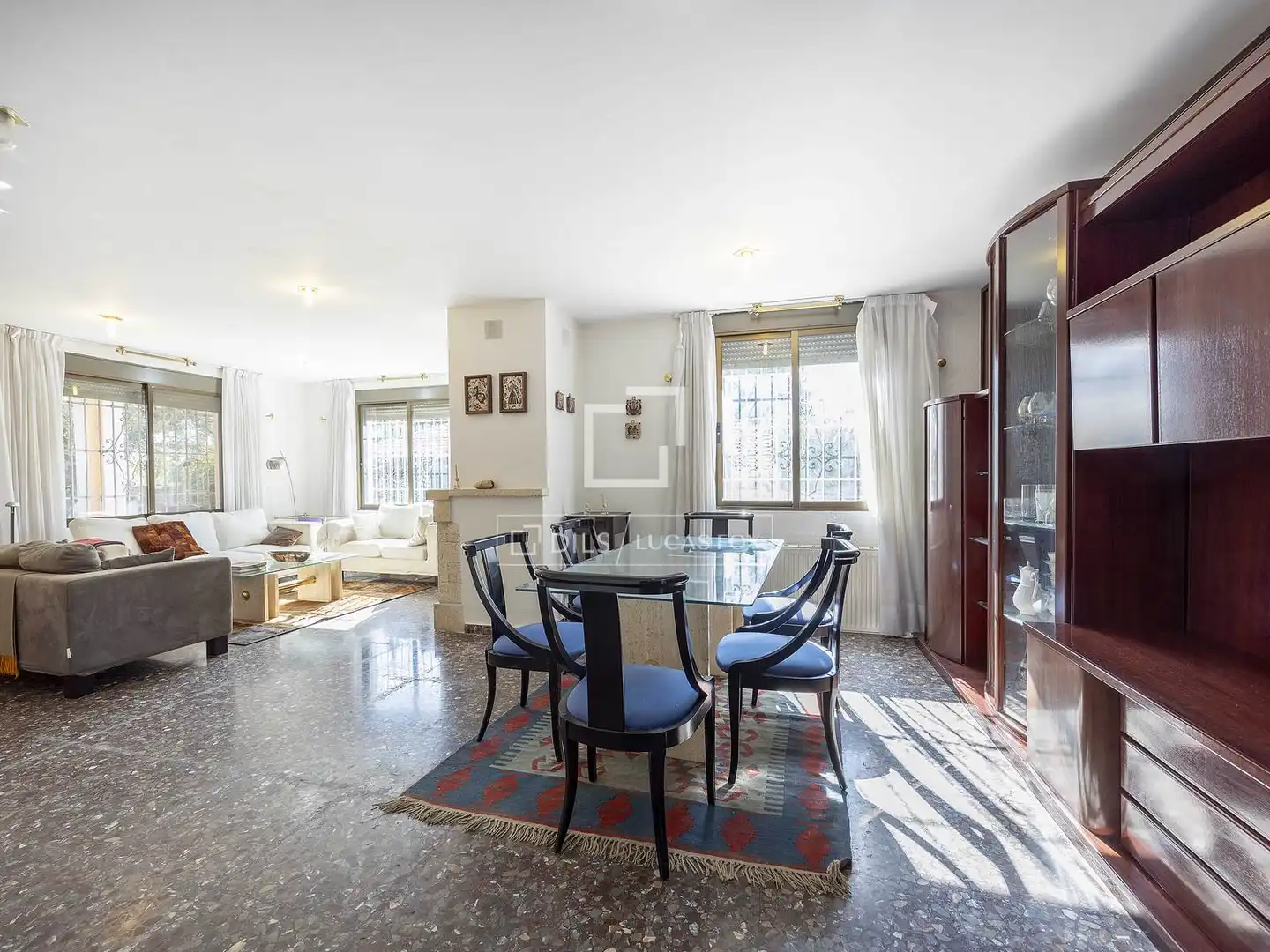Comedor de Casa o chalet en venta en L'Eliana con Aire acondicionado, Calefacción y Jardín privado