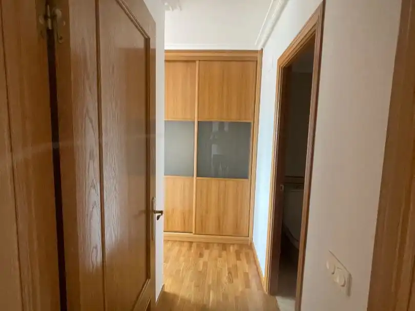 Dormitori de Pis en venda en  Logroño amb Balcó