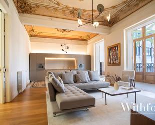 Living room of Flat to rent in  Barcelona Capital  with Air Conditioner, Heating and Storage room