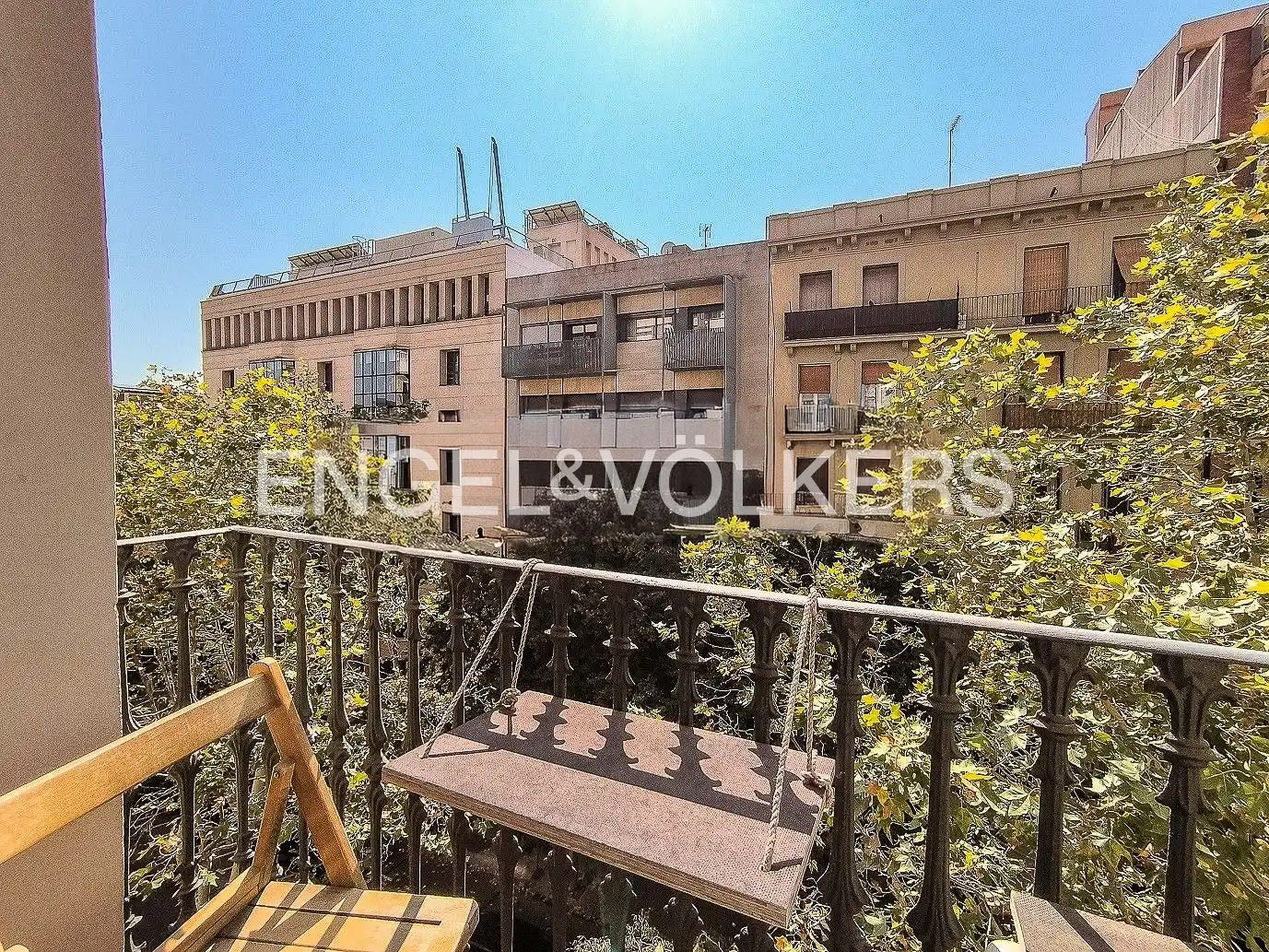 Vista exterior de Piso de alquiler en Barcelona con Aire acondicionado, Calefacción y Parquet