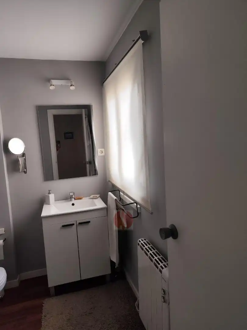 Baño de Piso en venta en Granada con Amueblado y Balcón
