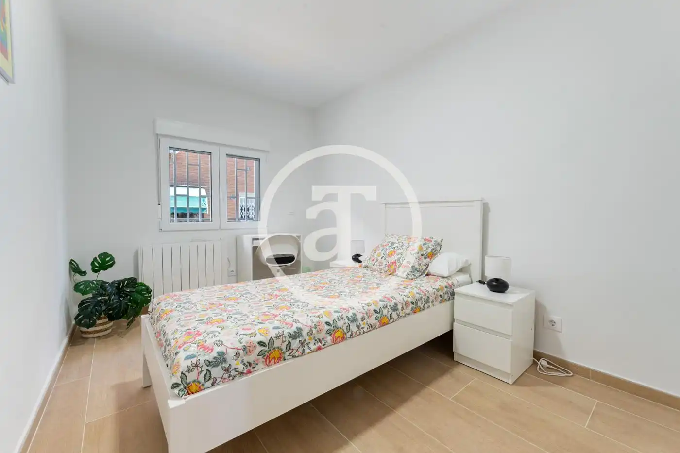 Habitación de Piso de alquiler en Madrid con Aire acondicionado, Calefacción y Amueblado
