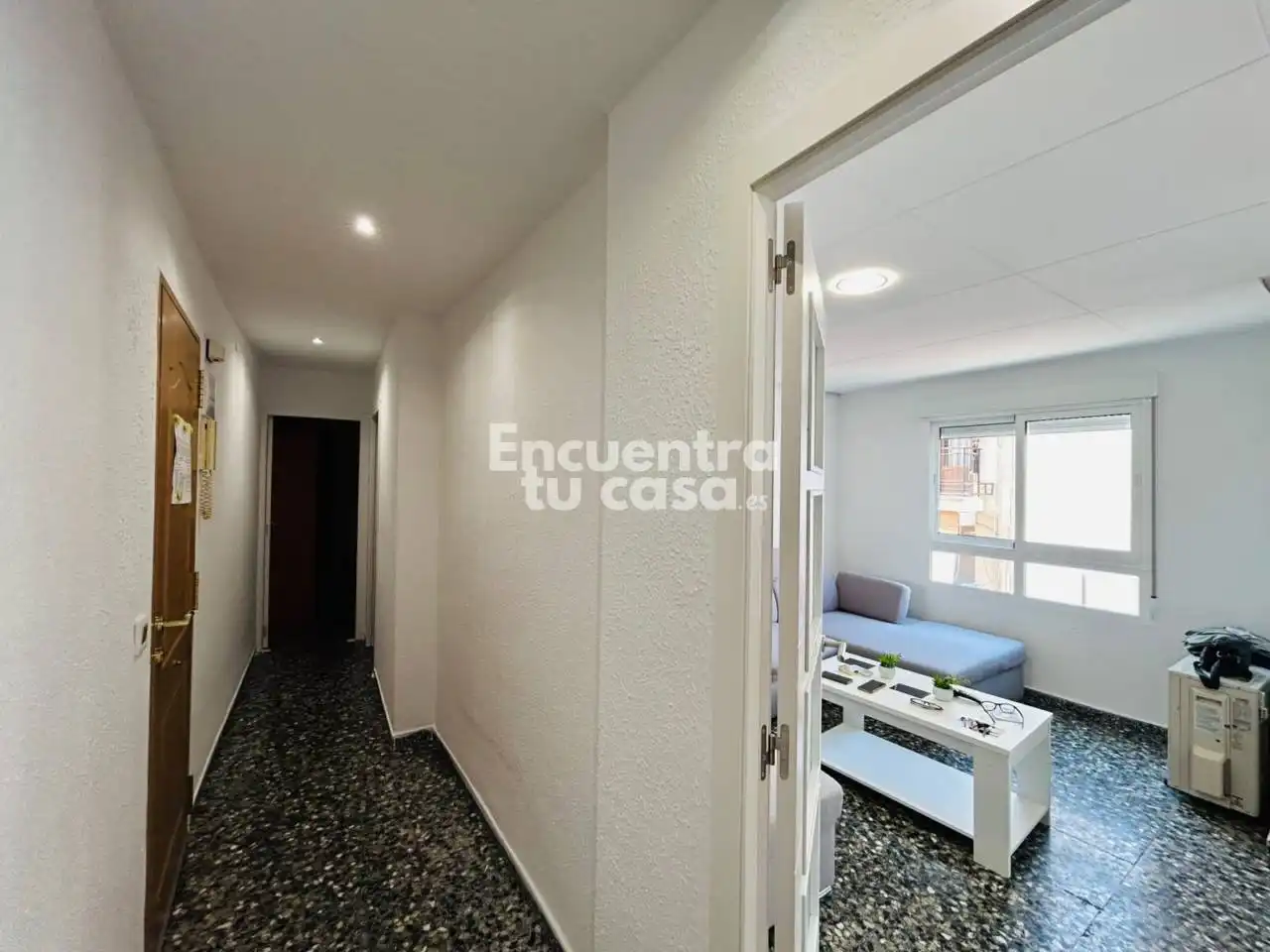 Piso en venta en Alicante / Alacant con Balcón