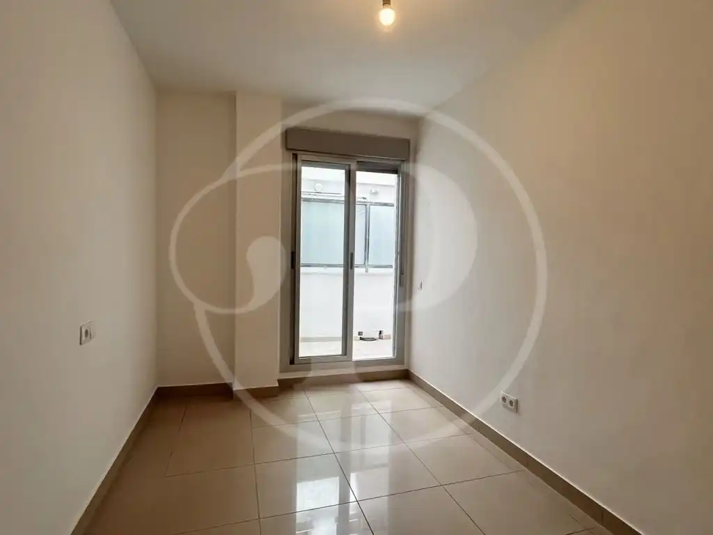 Flat for sale in Montserrat  with Air Conditioner, Heating and Terrace