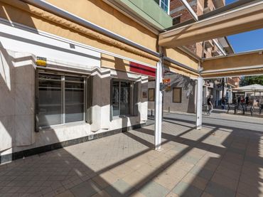 Local comercial en venda a Paseo Paseo Prado 7