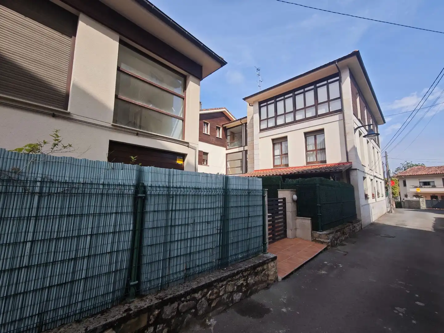 Vista exterior de Piso en venta en Llanes con Calefacción, Terraza y Trastero