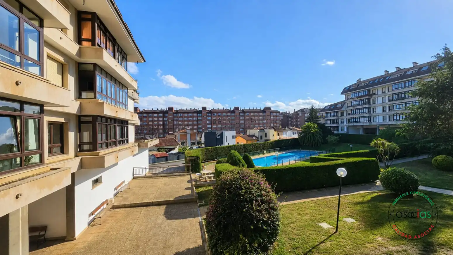 Flat with pool for sale in Este