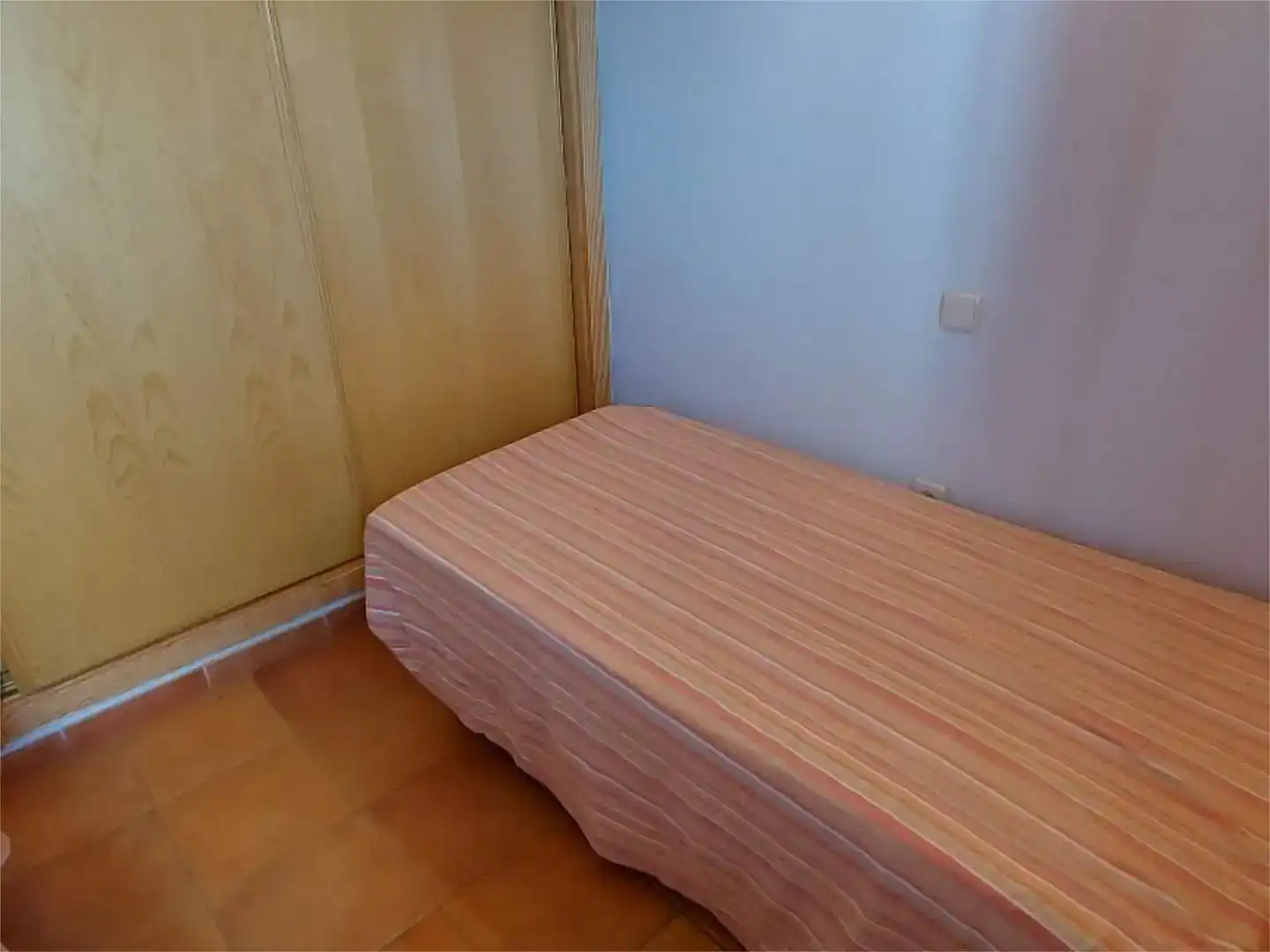 Habitación de Casa o chalet en venta en Ribota con Jardín privado, Parquet y Trastero