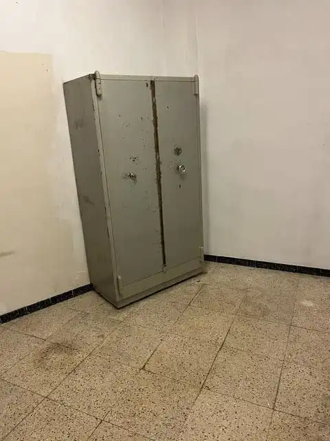 Dormitori de Oficina de lloguer en Sevilla amb Aire condicionat