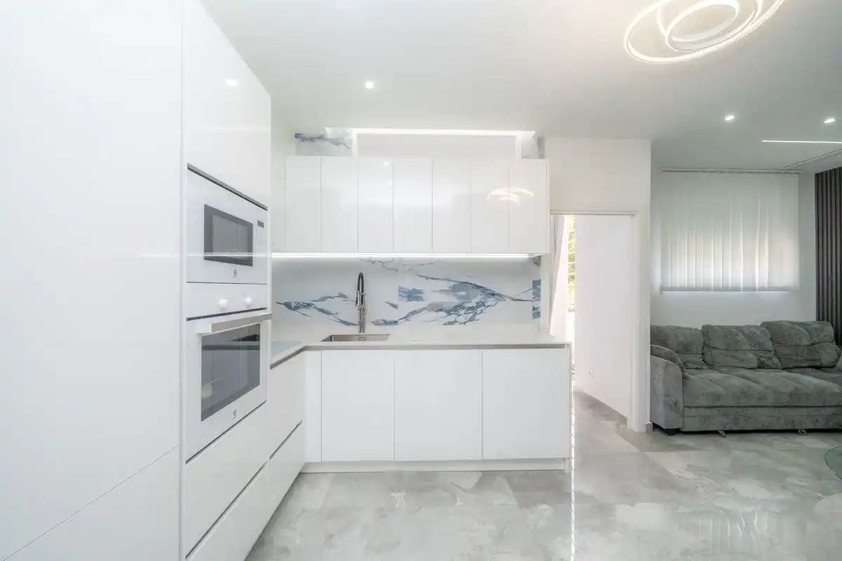 Ground floor with terrace for sale in Av. de Portugal, imagen 10