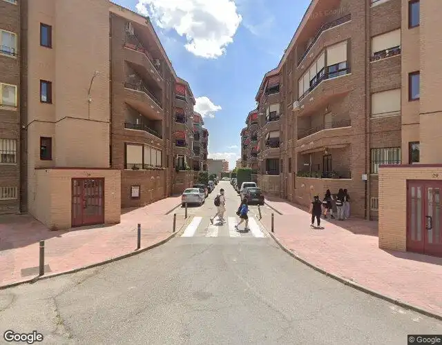 Piso en venta en CL SANTA CORONA 4 Es:H Pl:02 Pt:0B