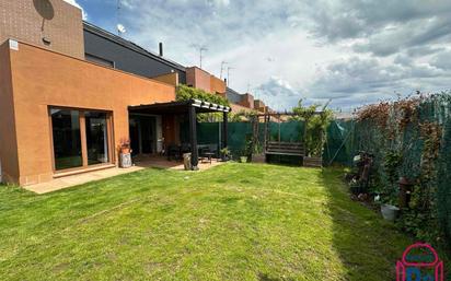 Garden of Single-family semi-detached for sale in San Andrés del Rabanedo  with Heating, Private garden and Terrace