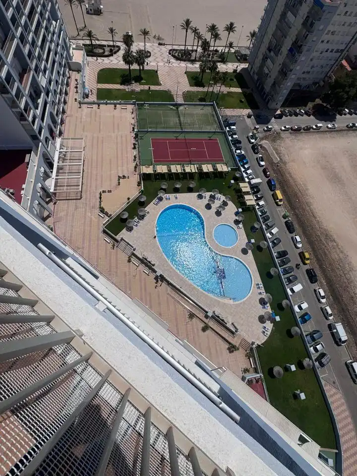 Swimming pool of Flat for rent in Cullera