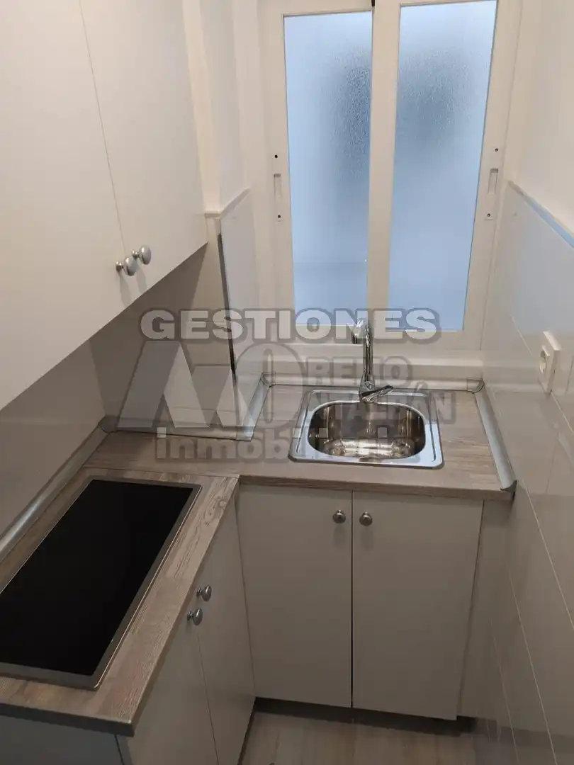 Study for rent in Camino de Ronda