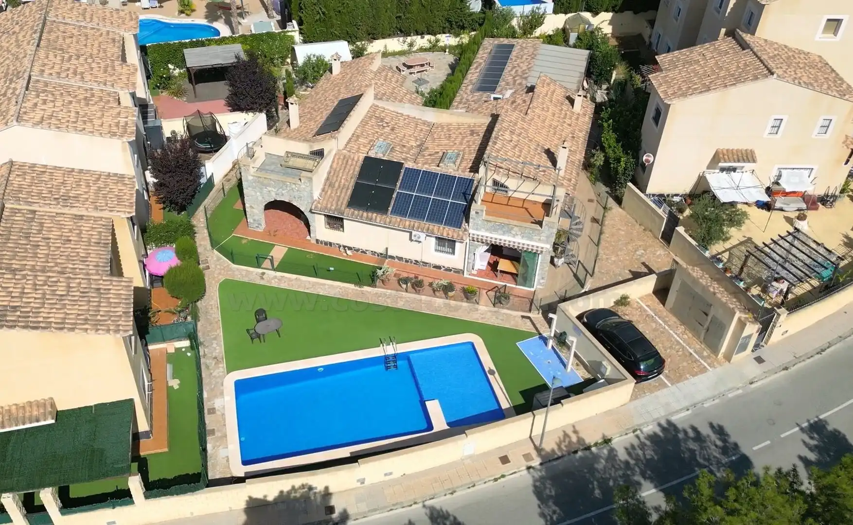 Piscina de Casa adosada en venda en Aigües amb Aire condicionat, Terrassa i Traster