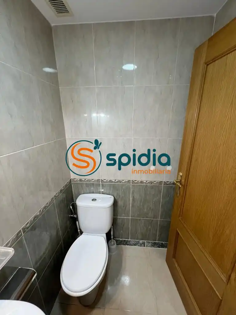 Baño de Piso en venta en Águilas con Aire acondicionado, Calefacción y Terraza