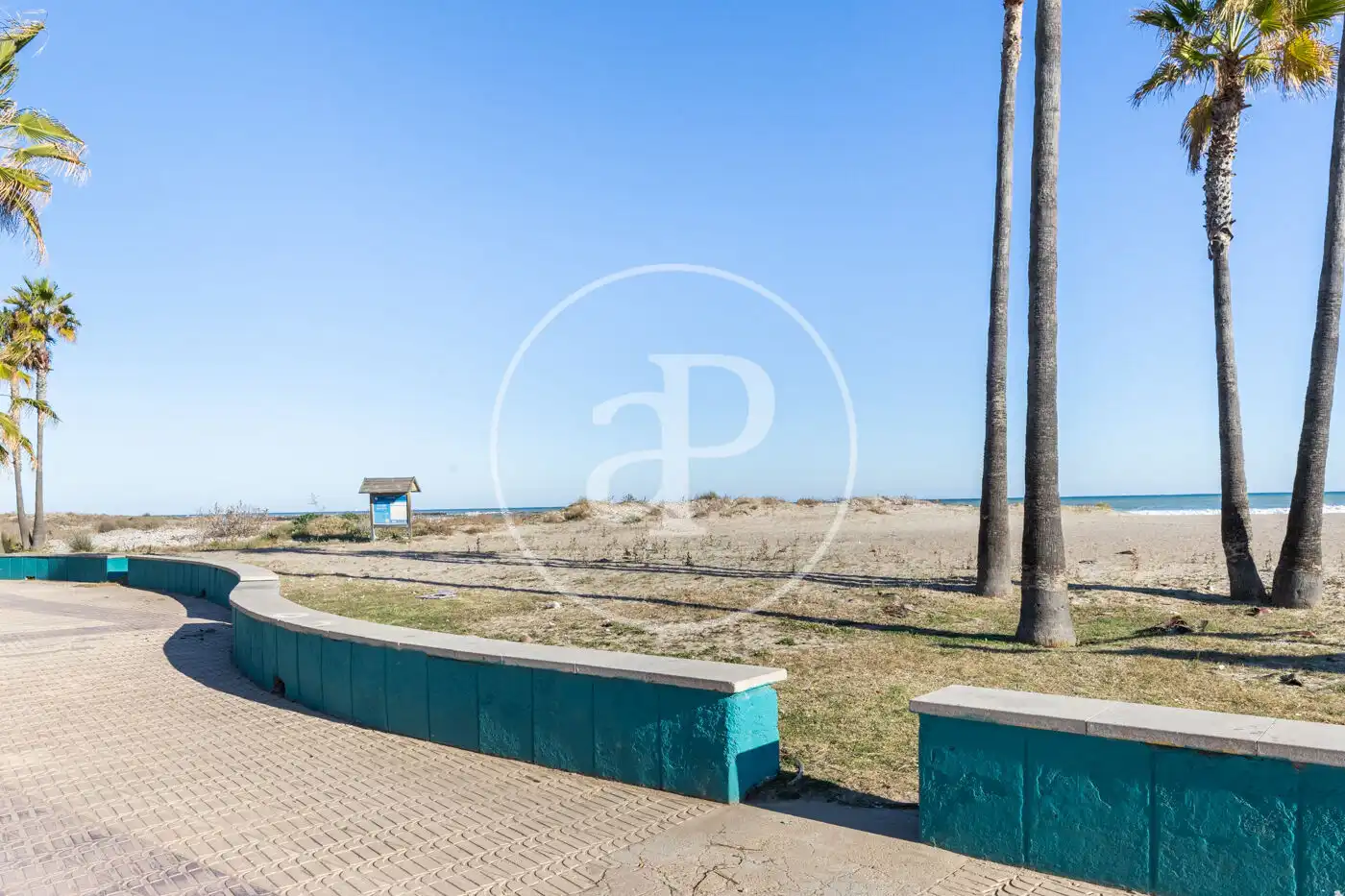 Vista exterior de Casa adosada en venta en Burriana / Borriana con Calefacción, Jardín privado y Terraza