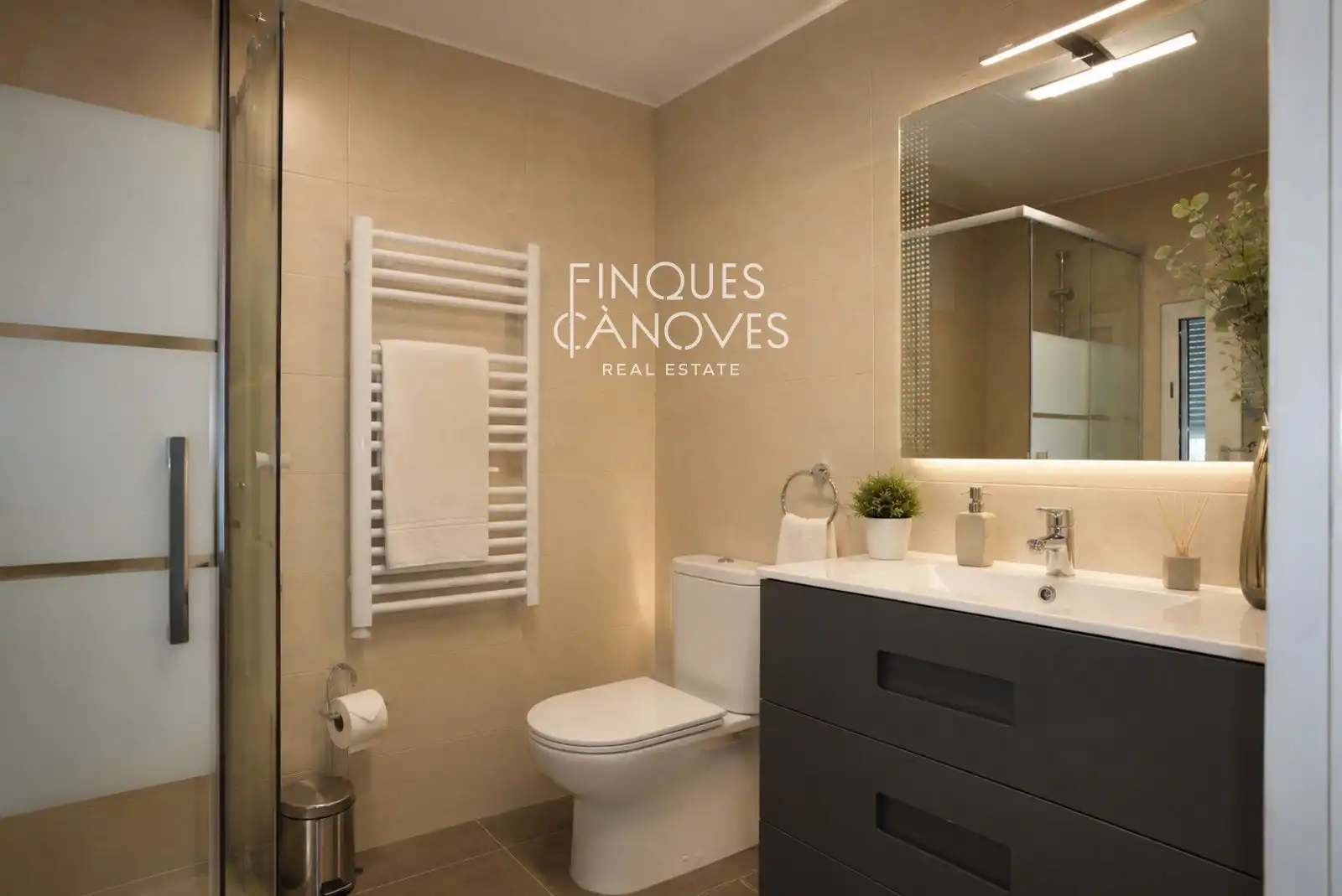 Baño de Casa o chalet en venta en Sils con Terraza, Trastero y Piscina