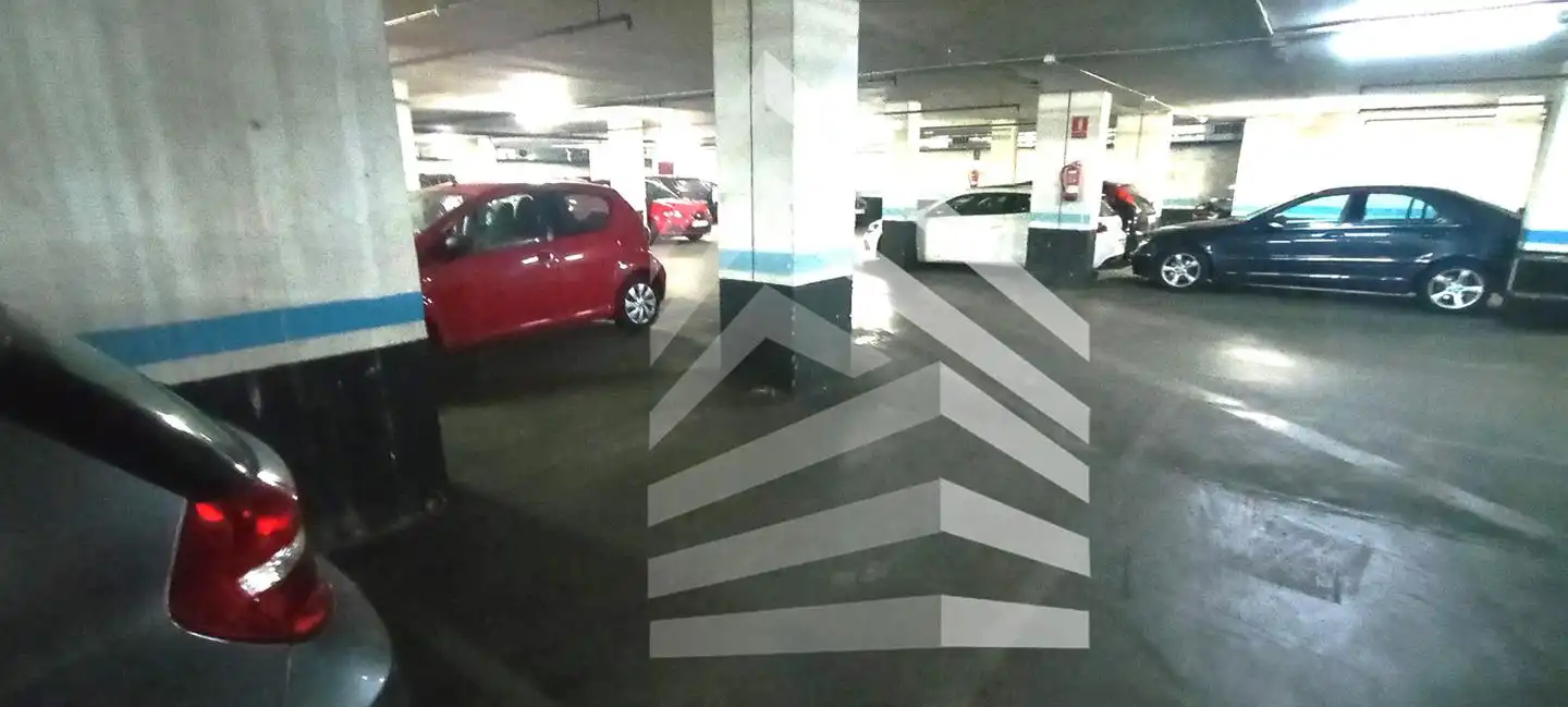 Parcheggio in vendita a De Sant Pere D'Abanto