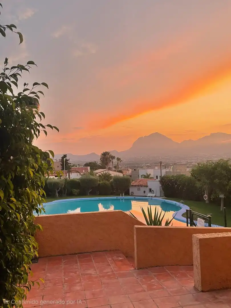 Exterior view of Ground floor for sale in L'Alfàs del Pi  with Air Conditioner, Private garden and Furnished