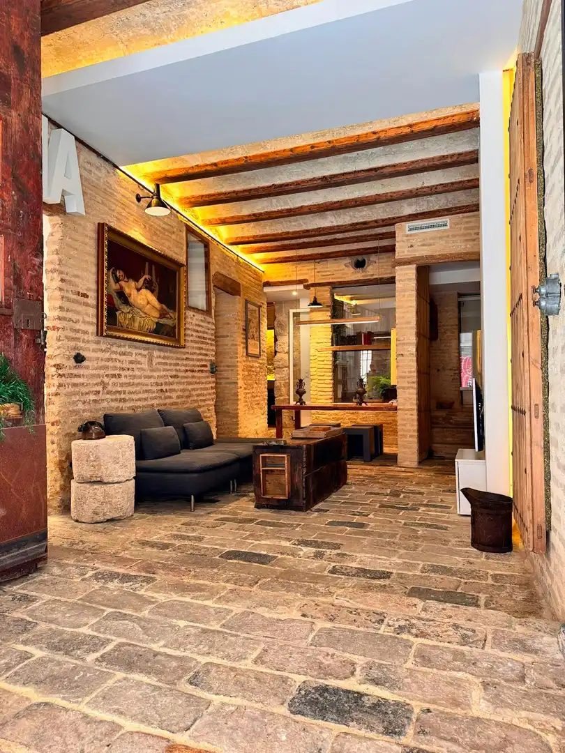 Sala d'estar de Pis de lloguer en Valencia amb Aire condicionat, Jardí privat i Moblat