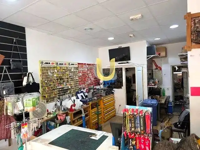 Local comercial en traspaso en Centro Urbano, imagen 3