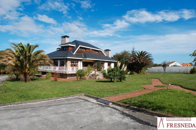 Casa-chalet en Venta en La Fresneda