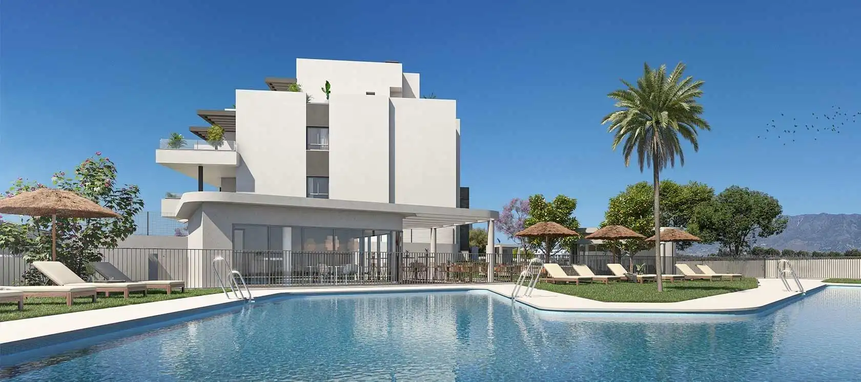 Habitatge amb piscina en venda a El Faro de Calaburra - Chaparral