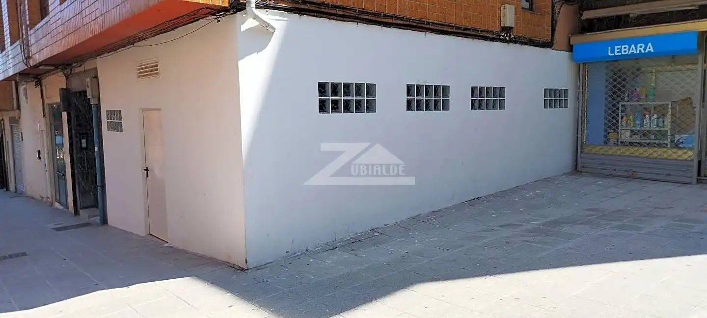 Vista exterior de Trastero en venta en Barakaldo 