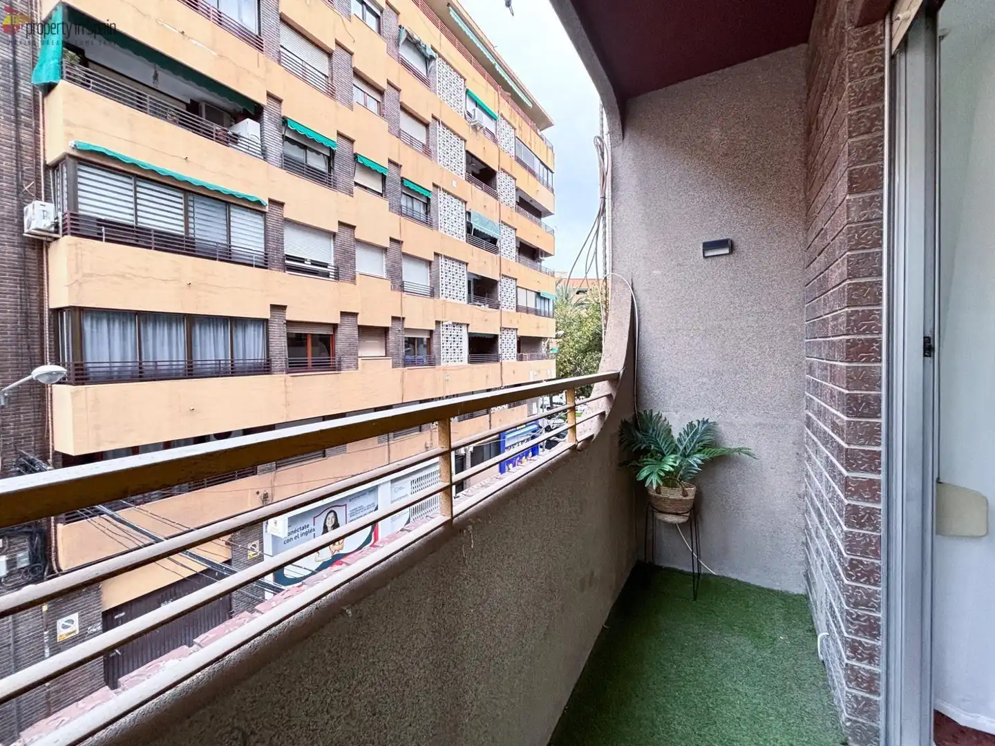 Terrassa de Pis en venda en Alicante / Alacant amb Aire condicionat, Moblat i Balcó