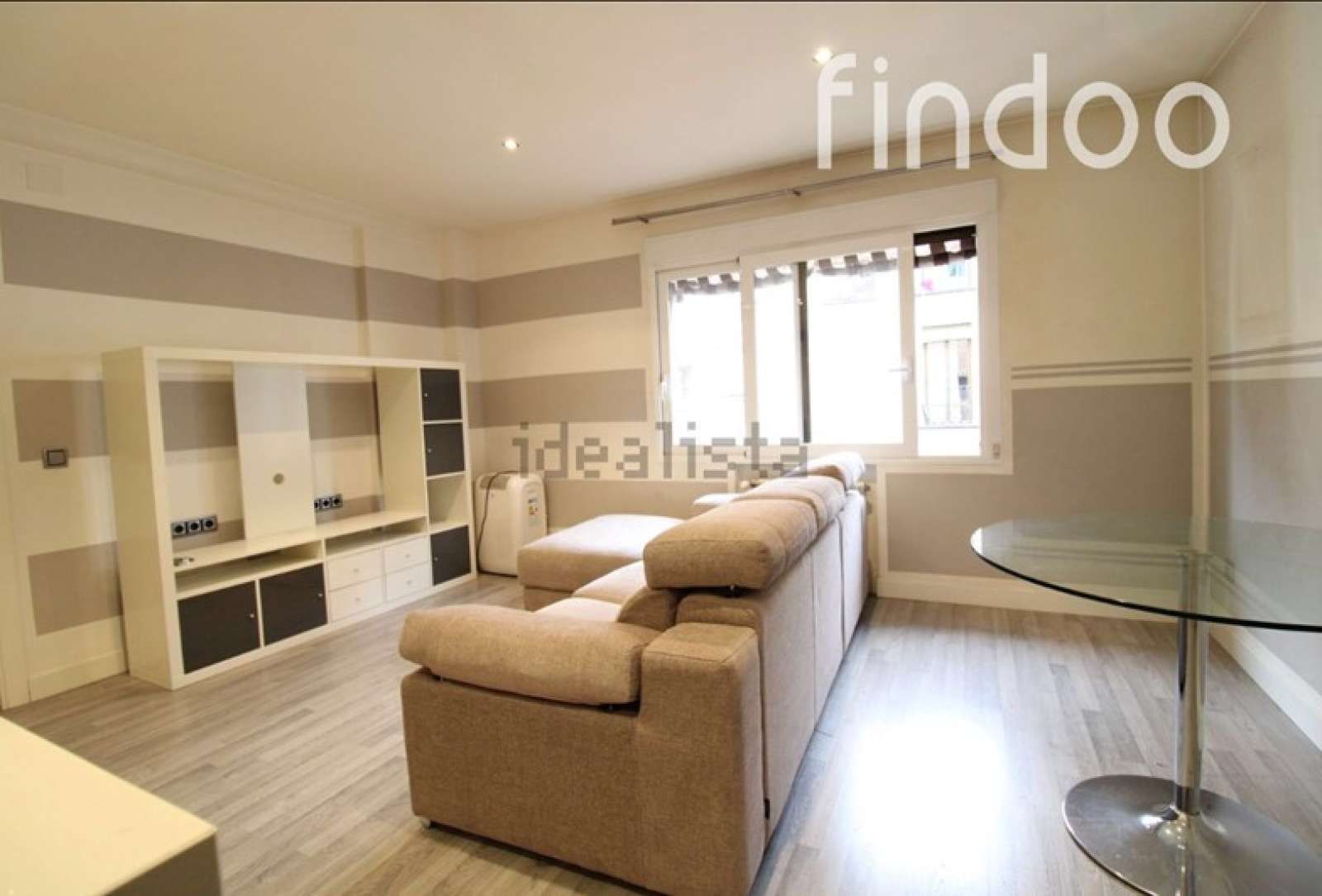 Exterior view of Study to share in  Madrid Capital  with Air Conditioner and Terrace