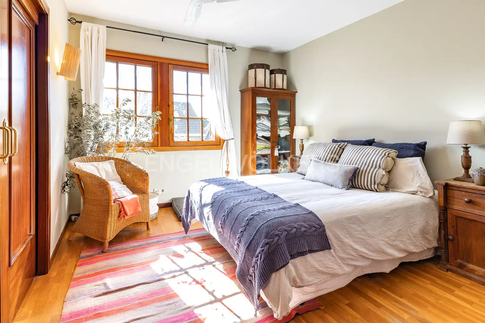 Habitación de Casa o chalet en venta en Badalona con Aire acondicionado, Calefacción y Jardín privado